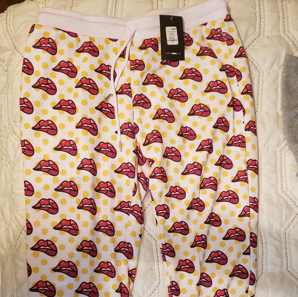 Joggers - Picture 1 of 2